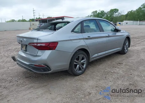 2024 Volkswagen Jetta 1.5T Se from USA, damaged, VIN 3VW7M7BU9RM012652